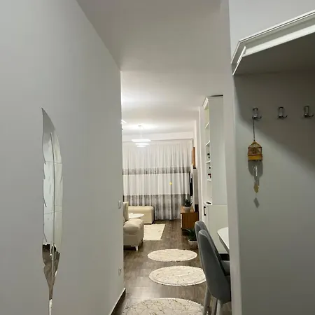 Central Flat * Shkodër